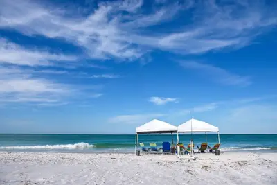 Image de Beautiful Beach Camper at Hailey's Beach-n-Bay Rv Resort #19