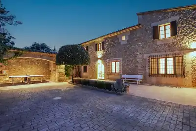 Image de Papa. Impressive large villa in the country close to Cala San Vicente