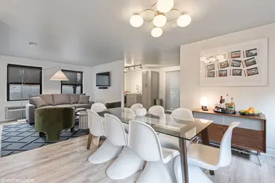 Image de The Neighborhood Hotel - Lincoln Park Coach House - One Bedroom