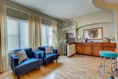 Image de Brew City skyline flat.