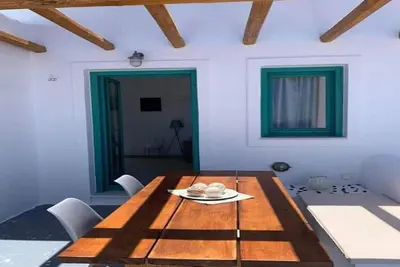 Great Santorini Villa | Villa Ammos | Air Conditioning | 2 Bedrooms | Thira