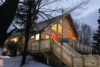 Image de Relax at the Mountaintop Chalet