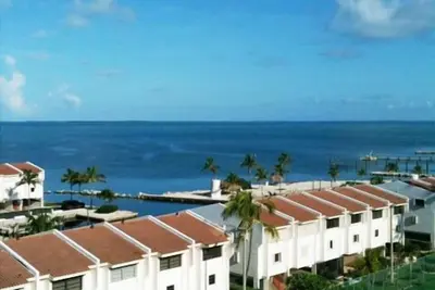 Image de Idyllic Tropical Paradise Overlooking the Fabulous Florida Bay.