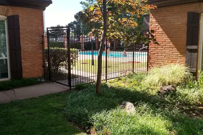 Image de Awesome, 2 bed, 2 bath Condo, near Integris Baptist Hospital, Nw Okc