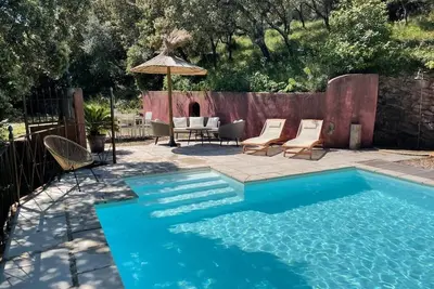 Image de Jolie annexe du mas dans le cœur de la garrigue nîmoise