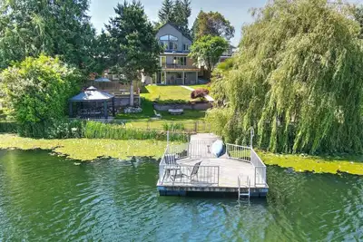 Image de Star Lake Waterfront Estate