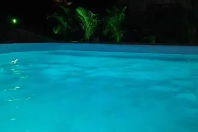 Image de A cinq minutes de la plage Ă pied et. . . . . la piscine