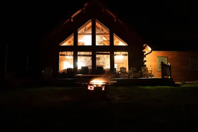 Image de Your Secluded Country Oasis - 70 Acres with Private Lake-Welcome to SkyFall!