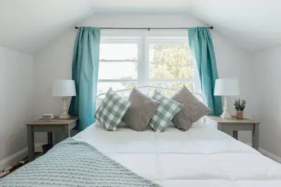 Image de Cozy 2 Bed Apartment Near Downtown Bristol