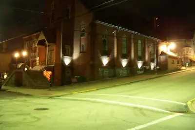 Image de Camping  (glamping) in a 100+ year old former church  at The Clement