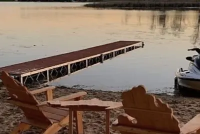 Image de Lake Cottage