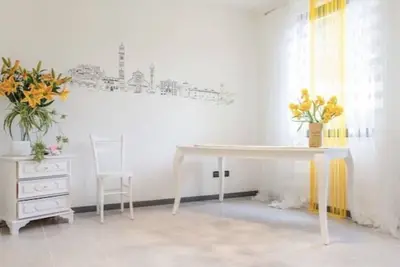 Image de 296: Big & private house - 2 stories loft