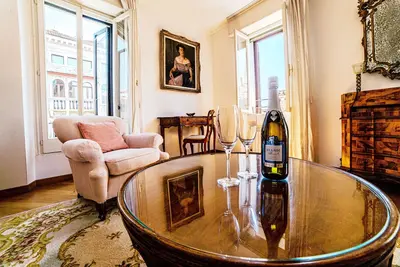 Image de Salute Canal View Apartment