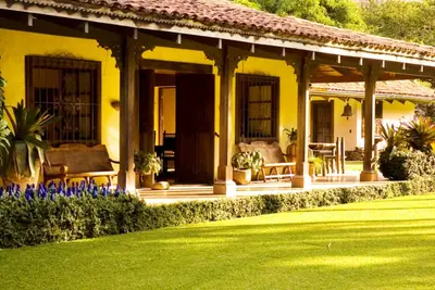 Image de Luxury Tropical Nature Surrounded Retreat