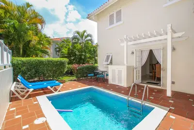 Image de Private Pool, 3 mins from Beach - Turtle View 2
