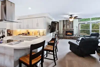 Image de Penthouse Condo 542 with loft sleeping areas and views of Vail Mountain