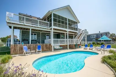 Image de Cherish the Day | 2300 ft from the beach | Private Pool