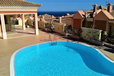 Pool Apartment Terracos Sesimbra Lisbon South Bank