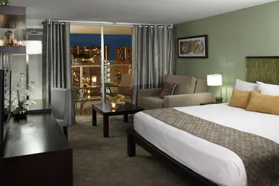 Image de Aqua Skyline at Island Colony Stcv4: Studio w\/Panoramic City Views & Kitchen