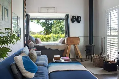 Harts Lane Stag and Millies- sleek design and pet friendly