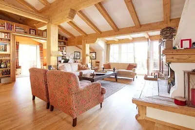 Image de Kitzbühel, Autriche, Appartement de Luxe, 4 Chambres & 4 Salles de Bain, au sein d’une des Stations