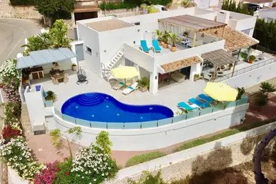 Image de Modern Villa just 200 meters from the little Cale Advocat beach.
