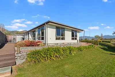 Image de Paradise in Pohara - Pohara Beach Holiday Home