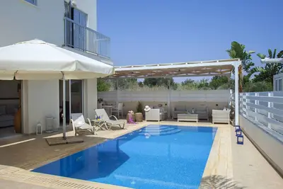 The Secret to Enjoying Your 5 Star Villa close to the Beach, Protaras Villa 1469