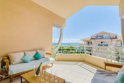 Image de Quartier Latin by Interhome