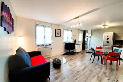 Image de ◇ Quiet - Comfort Bed ◇ Parking-Station. . .