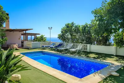 Image de Belle maison de vacances privée avec Wifi, piscine privée, climatisation, Tv, terrasse et parking