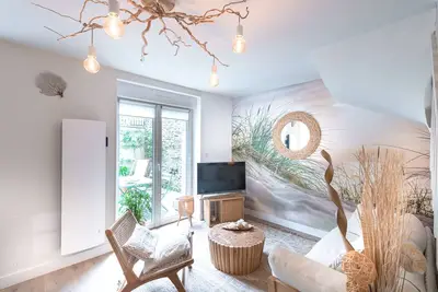 Image de Small Cozy Fisherman's House in the heart of the port with an exterior! !