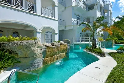 Image de Old Trees 3 Sundance - 2 Bedroom beachfront villa