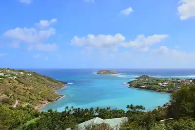Image de **Please Enquire For Our Special Rates** Luxury 3 bedroom villa in Pointe Milou