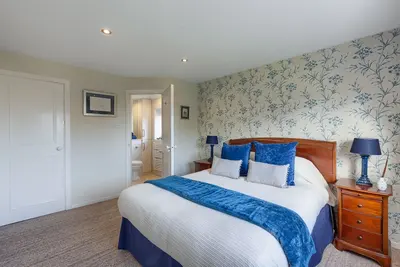 Image de Fantastic top floor apartment next to Gleneagles