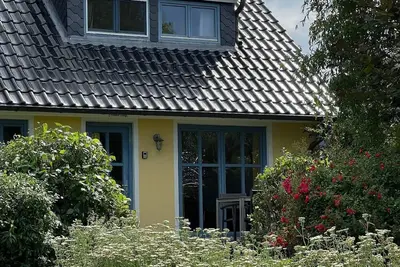 Image de Maison de vacances Neuenkirchen pour 1 - 5 personnes avec 2 chambres à coucher - Maison mitoyenne