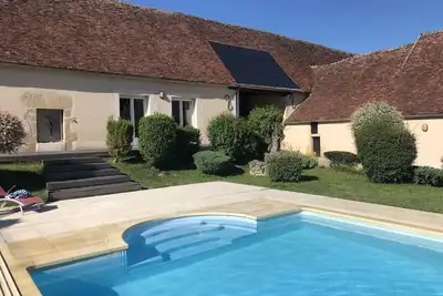 Image de Gîte spacieux à la Campagne au coeur de la Nièvre- piscine privée-4-14 personnes