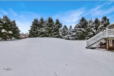 Image de Game Room/Sauna/ Hot Tub/Air Hockey/Pool Table/Foosball/Fire Pit