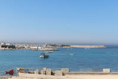 Image de Vue Exceptionnelle Sur La Mer Pointe Rouge 60 M2