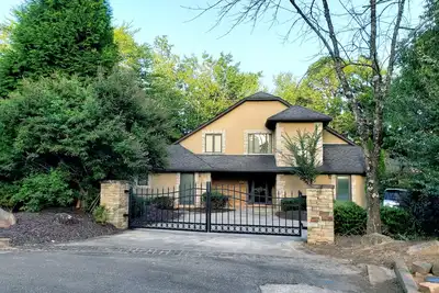 Image de Ll's house in the heart of Helen