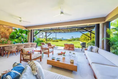 Image de Fully remodeled unit inside the gates in Punta Mita