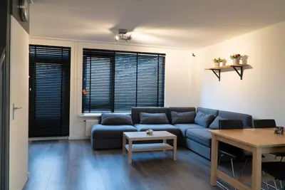 Image de 1 Luxury 4 bedroom near feyenoord / Ahoy Rotterdam