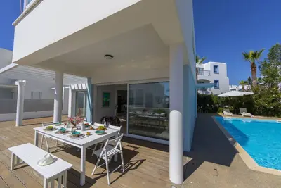 The Ultimate Guide to Renting Your Luxury 5 Bedroom Villa minutes from the Beach, Protaras Villa 1530