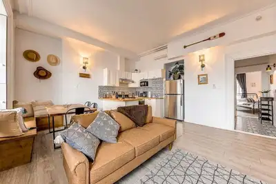 Image de Oasis rénovée à 3 chambres