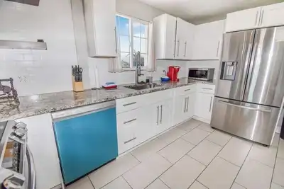 Image de Cowboy Bunkhouse A Rustic Charm Meets Comfort in Denver