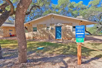 Image de Contemporary Cottage for 6 guests! Great Family Getaway!