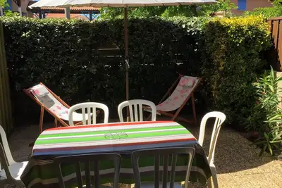 Image de A 350 mètres de la plage, maison mitoyenne avec jardin terrasse