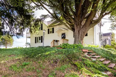 Image de Round Barn Estate: Escape to the Vineyard!