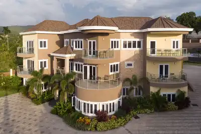 Image de The Sun Seeker Villa Ja. 7 bedroom villa with butler & chef, and housekeeping.