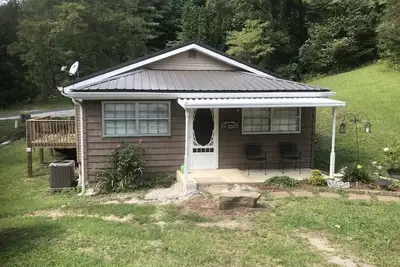 Image de Great little getaway for a ride in the Royal Blue Mountains, Pioneer Tennessee